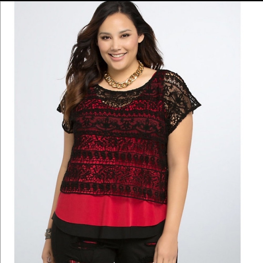 Torrid NWT Lace Mesh Crop Top